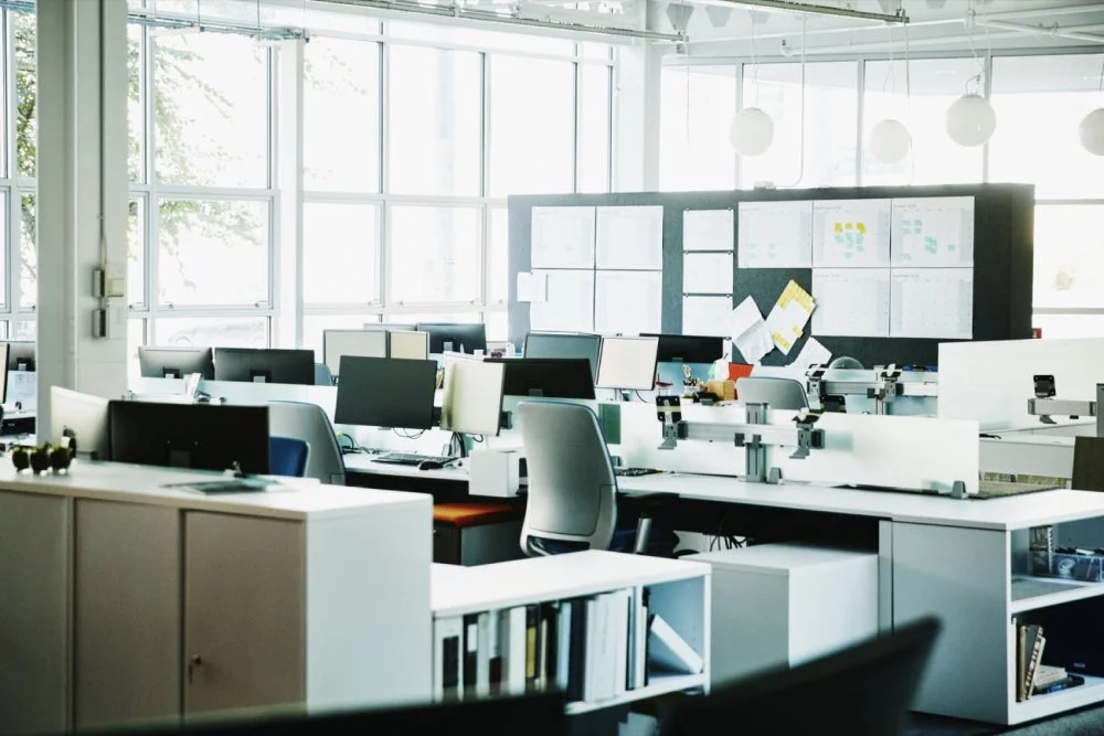6 Ways to Make Your Office Space Feel More Spacious